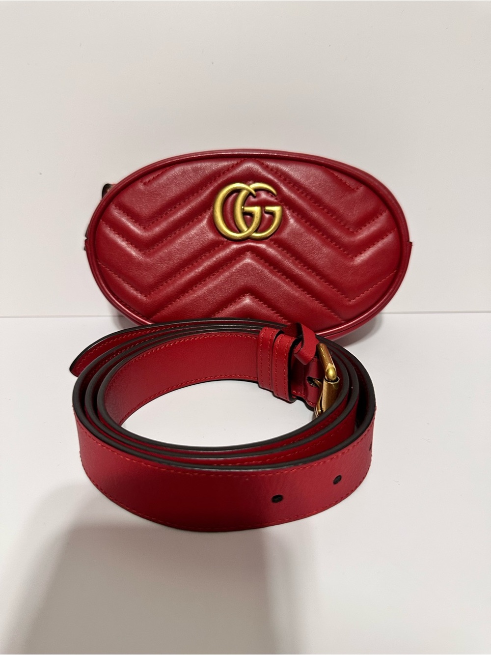 Gucci ❤️🌟Red GG Marmont Leather Belt Bag ⭐️